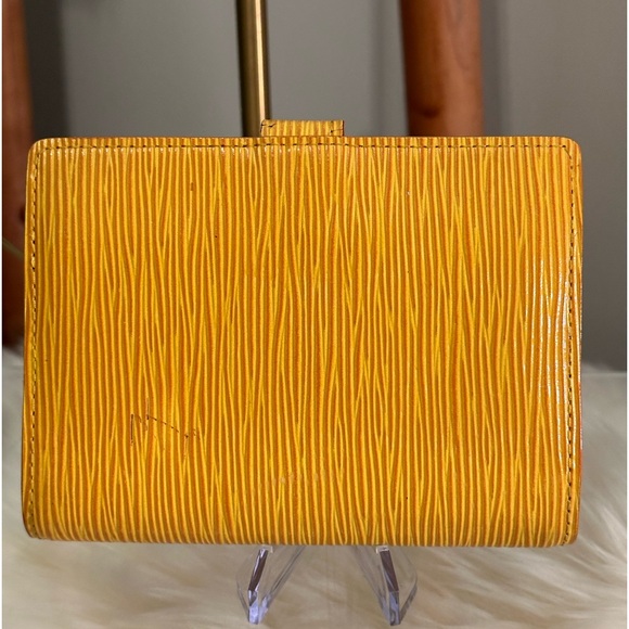 Authentic Louis Vuitton Yellow & Purple Epi Leather Organizer w/LV 2024 Insert - Picture 4 of 16